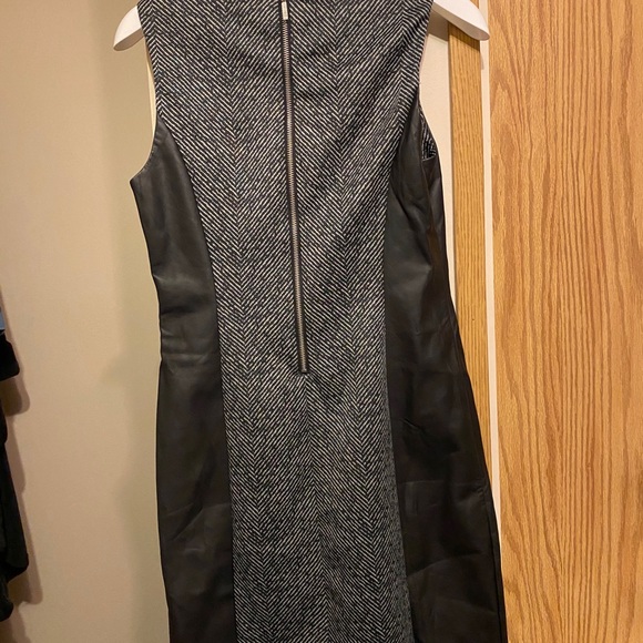 Suzy Shier black with faux leather dress - Picture 3 of 3